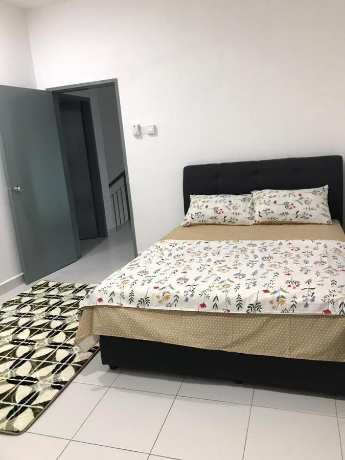 Baituljannah Homestay Batu Pahat Exteriör bild