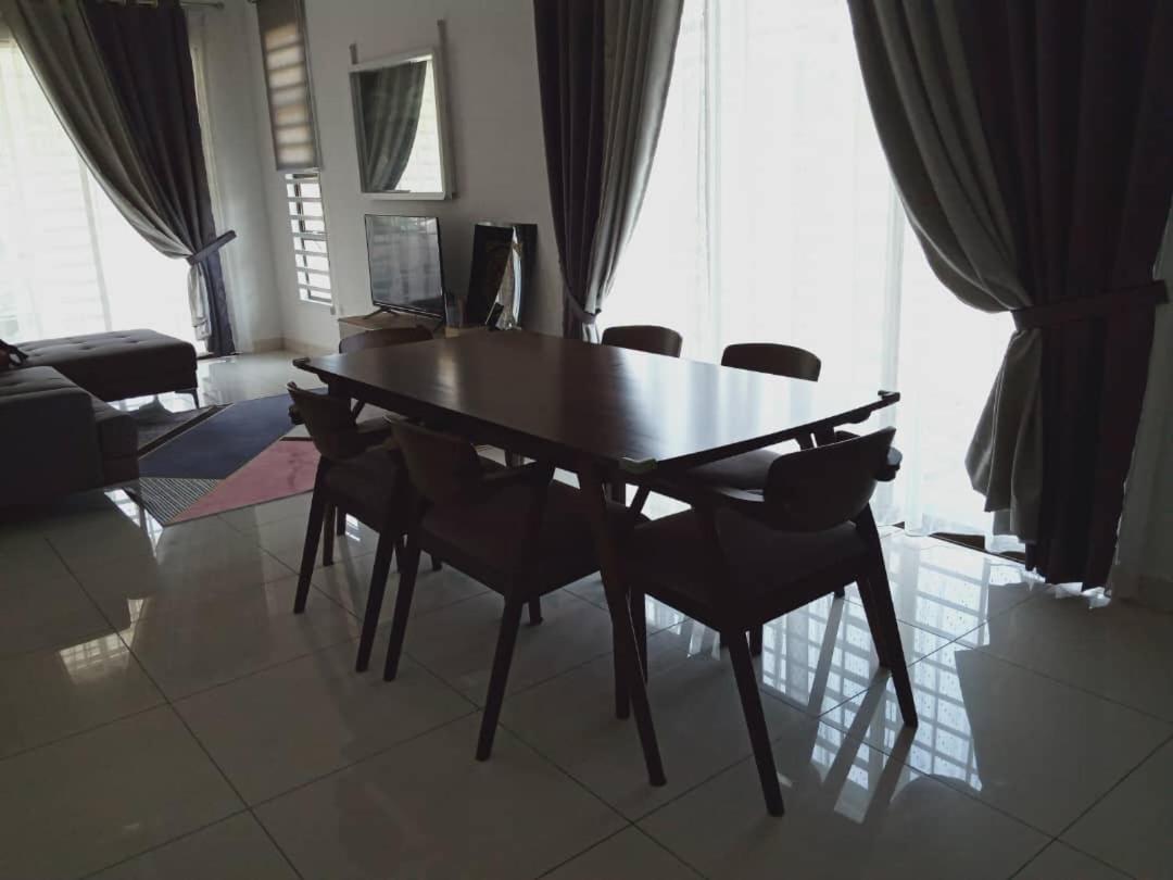 Baituljannah Homestay Batu Pahat Exteriör bild